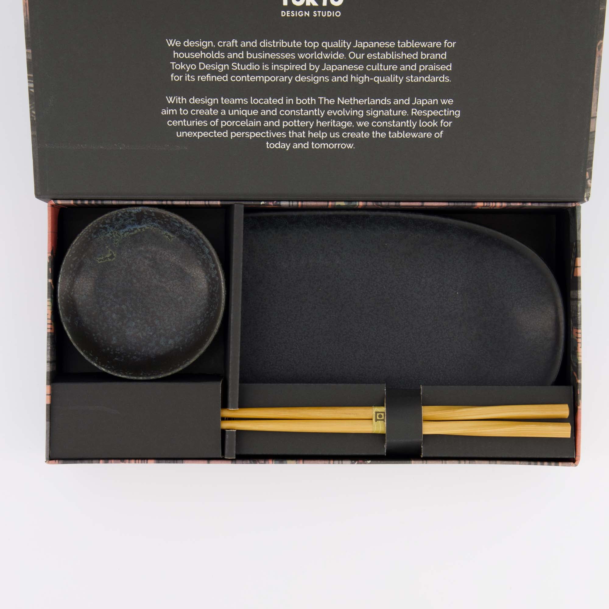 Onyx Noir Sushi Giftset Tokyo Design Studio
