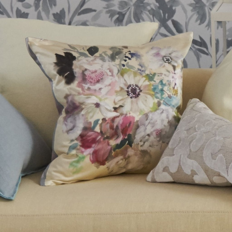 Designers Guild Kissen Palissy Camelia Gelb